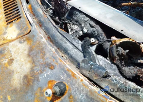 1985 Mazda Rx7 12A z USA, uszkodzony, nr VIN JM1FB3317F0888880